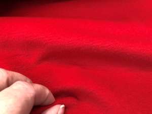 Frakkeuld - knald rød og med cashmere 